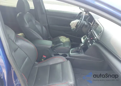 2019 Hyundai Elantra Sport z USA, uszkodzony, nr VIN KMHD04LB3KU864165